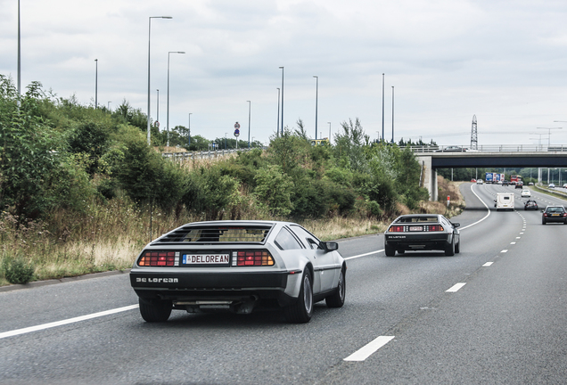 DeLorean DMC-12