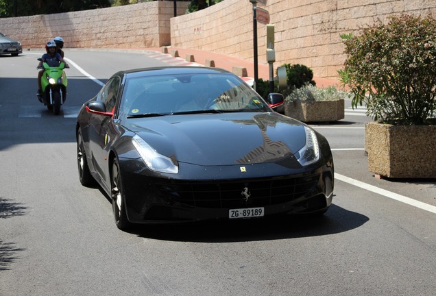 Ferrari FF