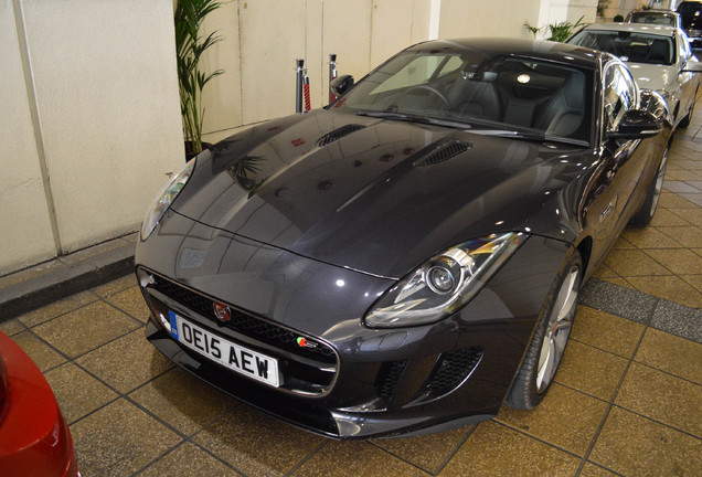 Jaguar F-TYPE S Coupé