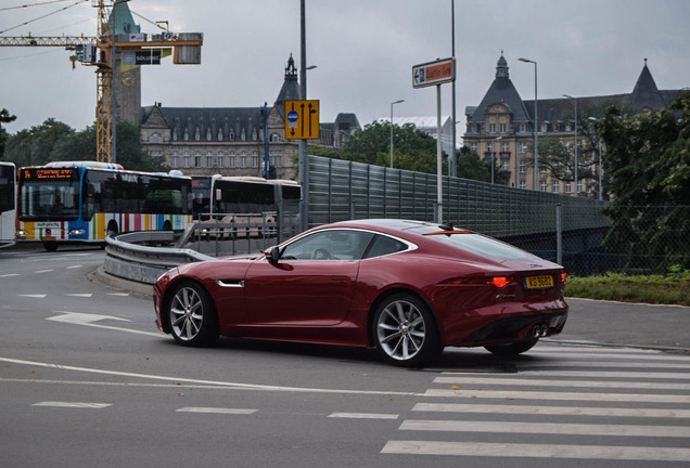 Jaguar F-TYPE S Coupé