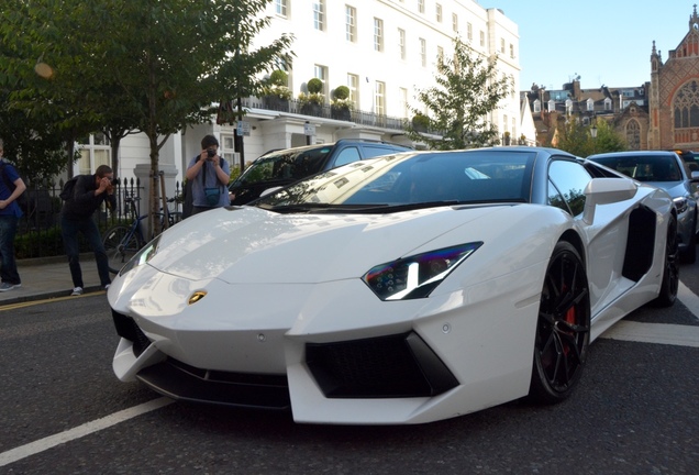 Lamborghini Aventador LP700-4 Roadster