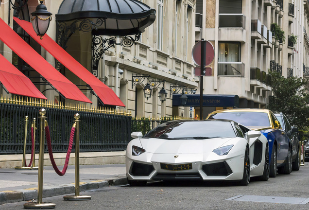 Lamborghini Aventador LP700-4 Roadster