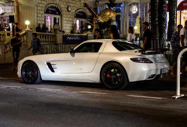 Mercedes-Benz SLS AMG GT Final Edition