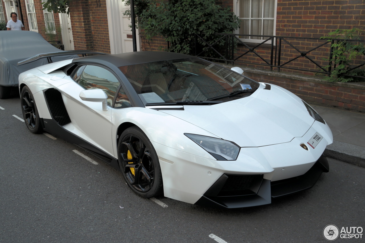 Lamborghini Aventador LP700-4