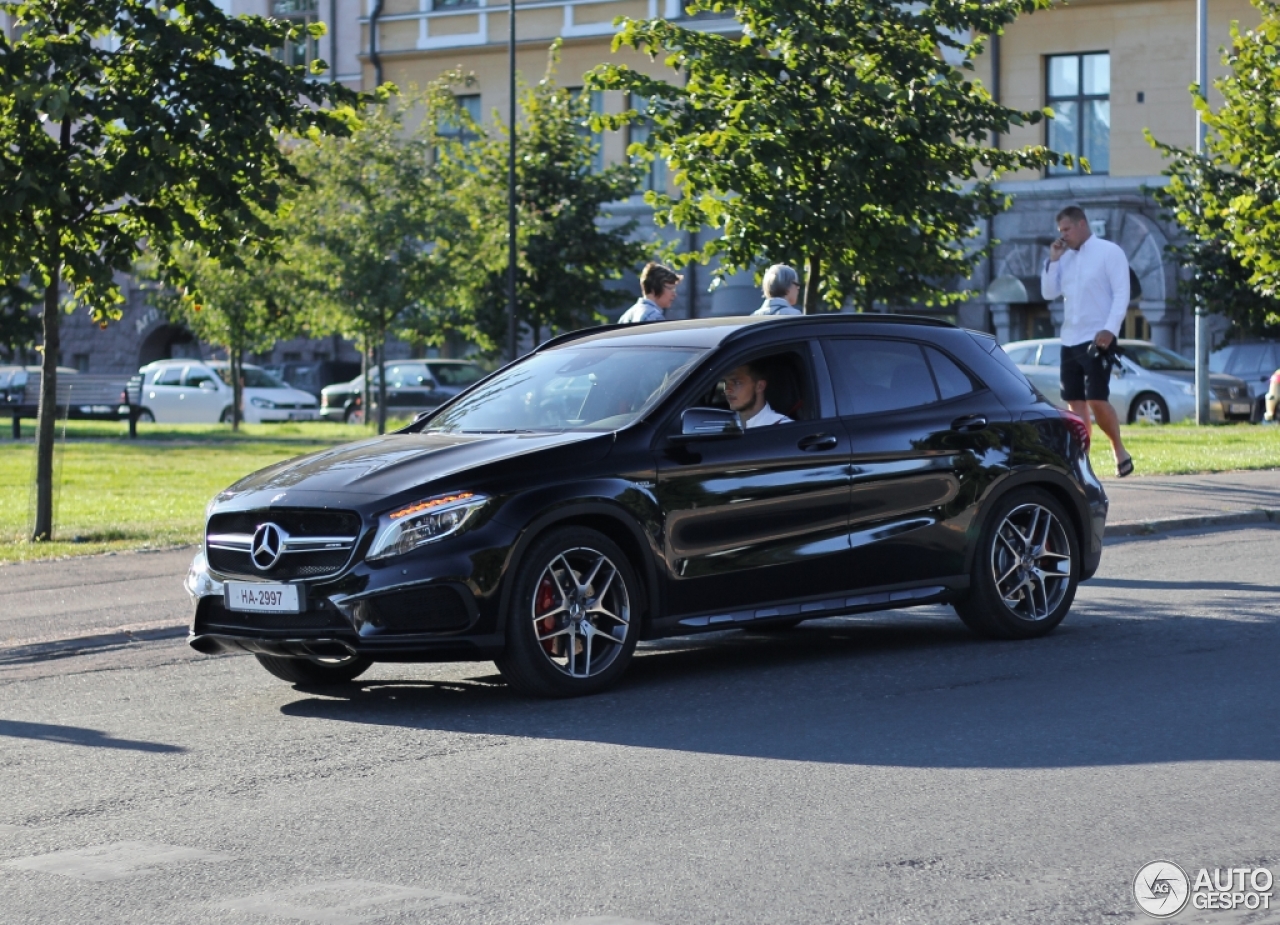 Mercedes-Benz GLA 45 AMG X156