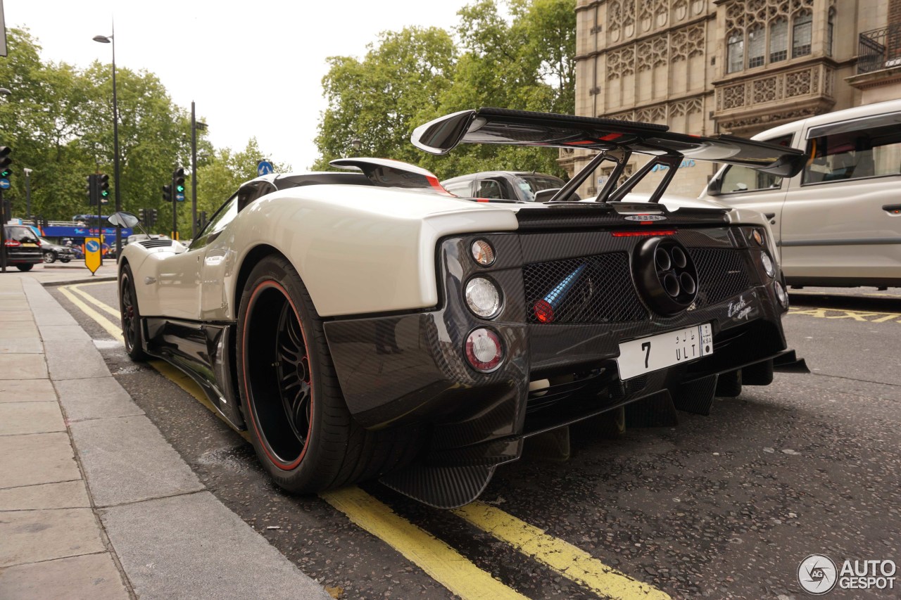 Pagani Zonda Cinque Roadster