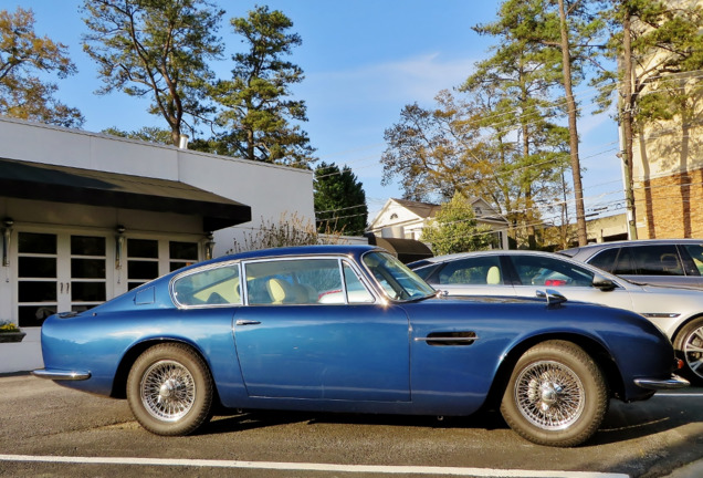 Aston Martin DB6 MKII