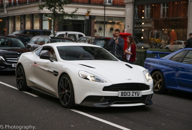 Aston Martin Vanquish 2013