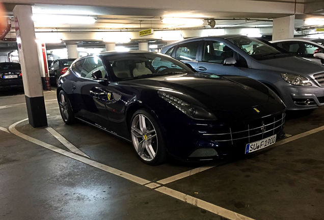 Ferrari FF