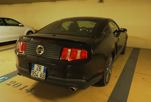 Ford Mustang GT 2010