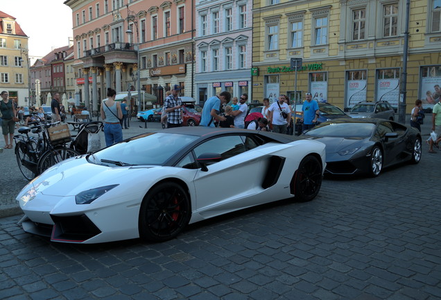 Lamborghini Aventador LP700-4 Pirelli Edition