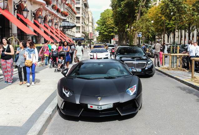 Lamborghini Aventador LP700-4 Roadster