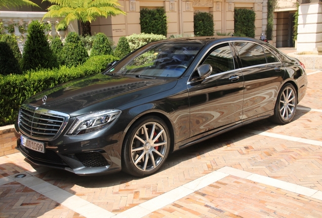 Mercedes-Benz S 63 AMG V222