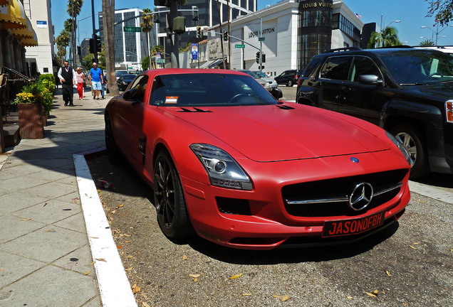 Mercedes-Benz SLS AMG