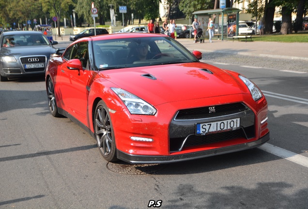 Nissan GT-R 2014