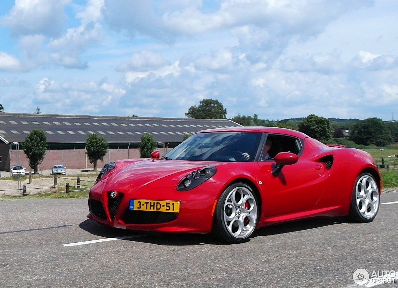 Alfa Romeo 4C Coupé