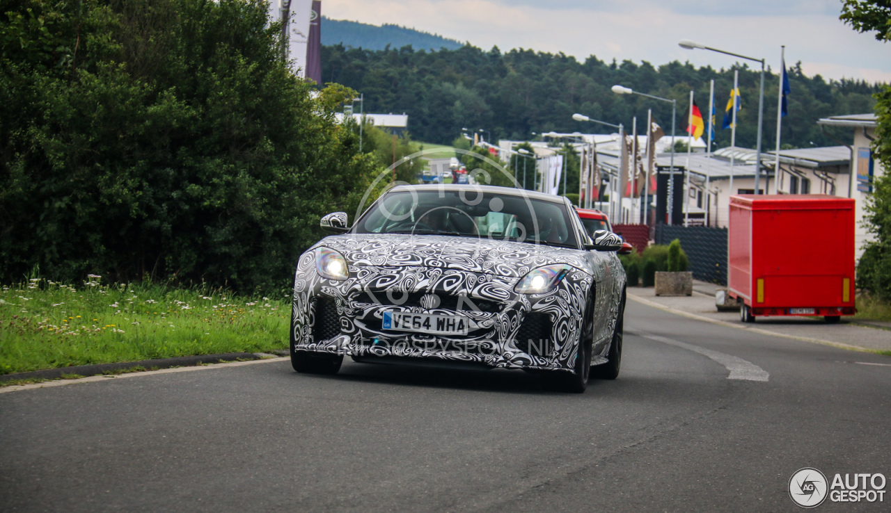 Jaguar F-TYPE SVR Coupé