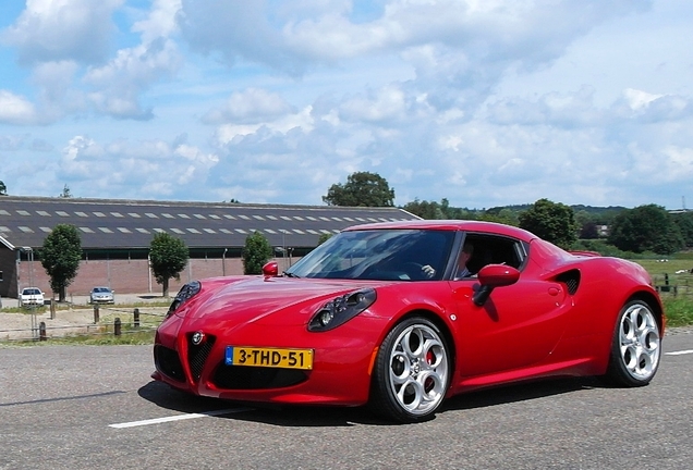 Alfa Romeo 4C Coupé