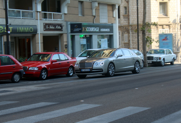 Bentley Flying Spur V8