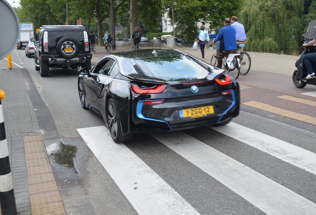 BMW i8