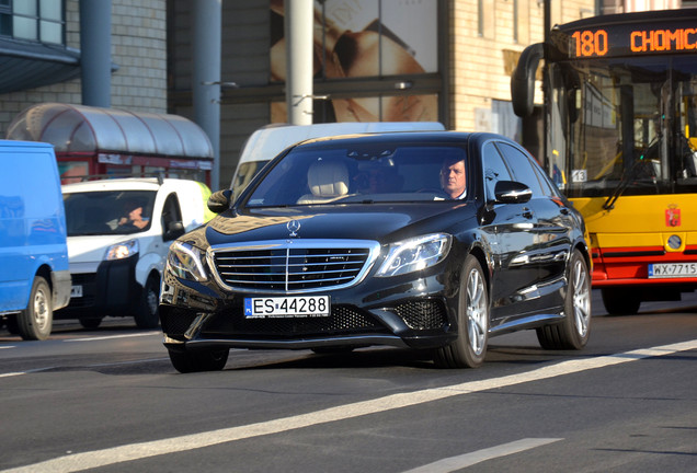 Mercedes-Benz S 63 AMG V222