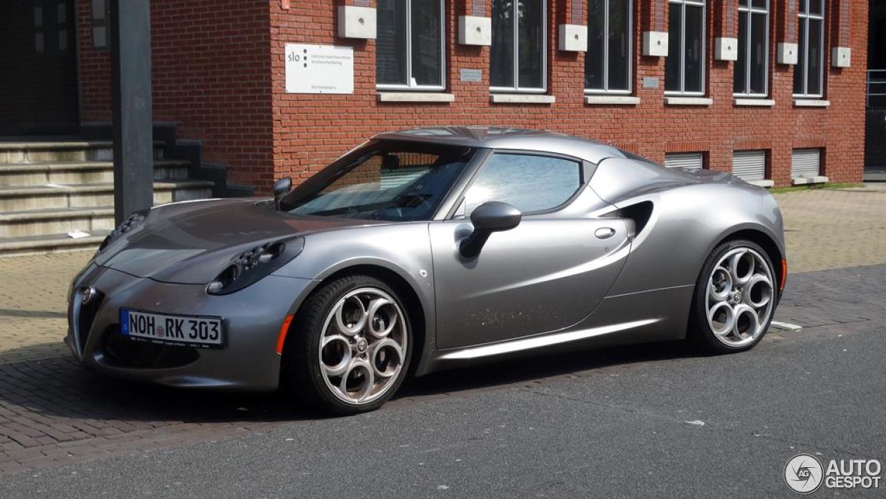 Alfa Romeo 4C Coupé