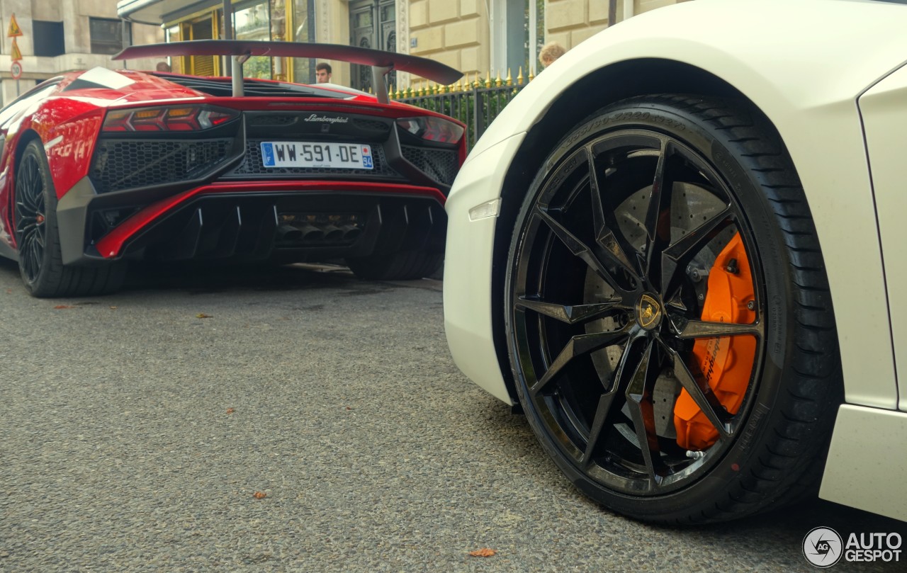 Lamborghini Aventador LP700-4 Roadster