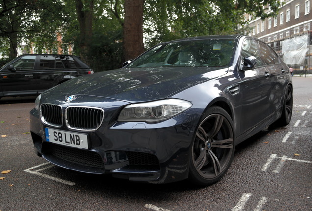 BMW M5 F10 2011