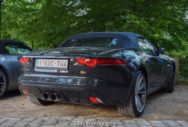 Jaguar F-TYPE S Convertible