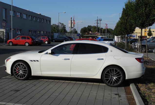 Maserati Quattroporte S Q4 2013