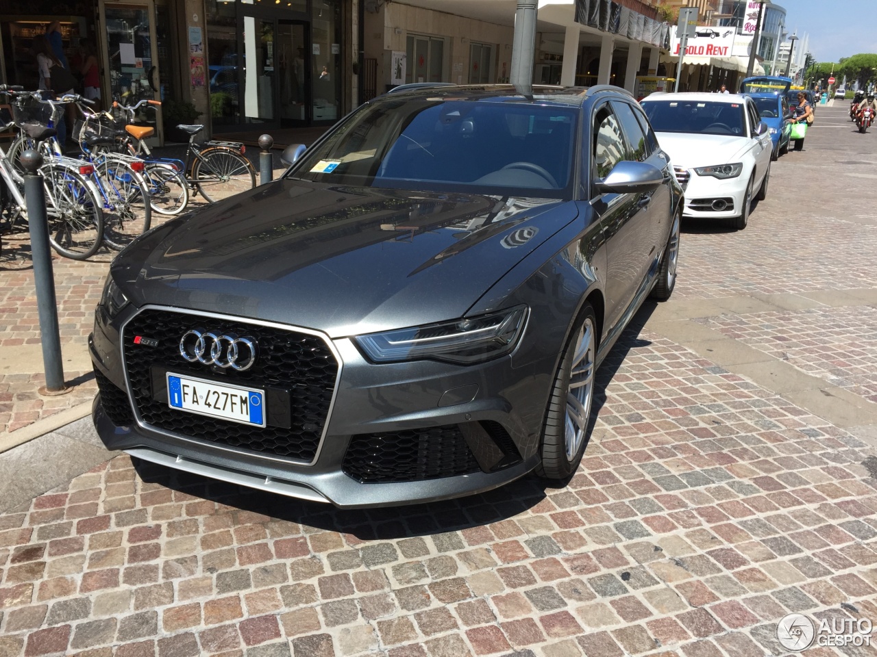 Audi RS6 Avant C7 2015