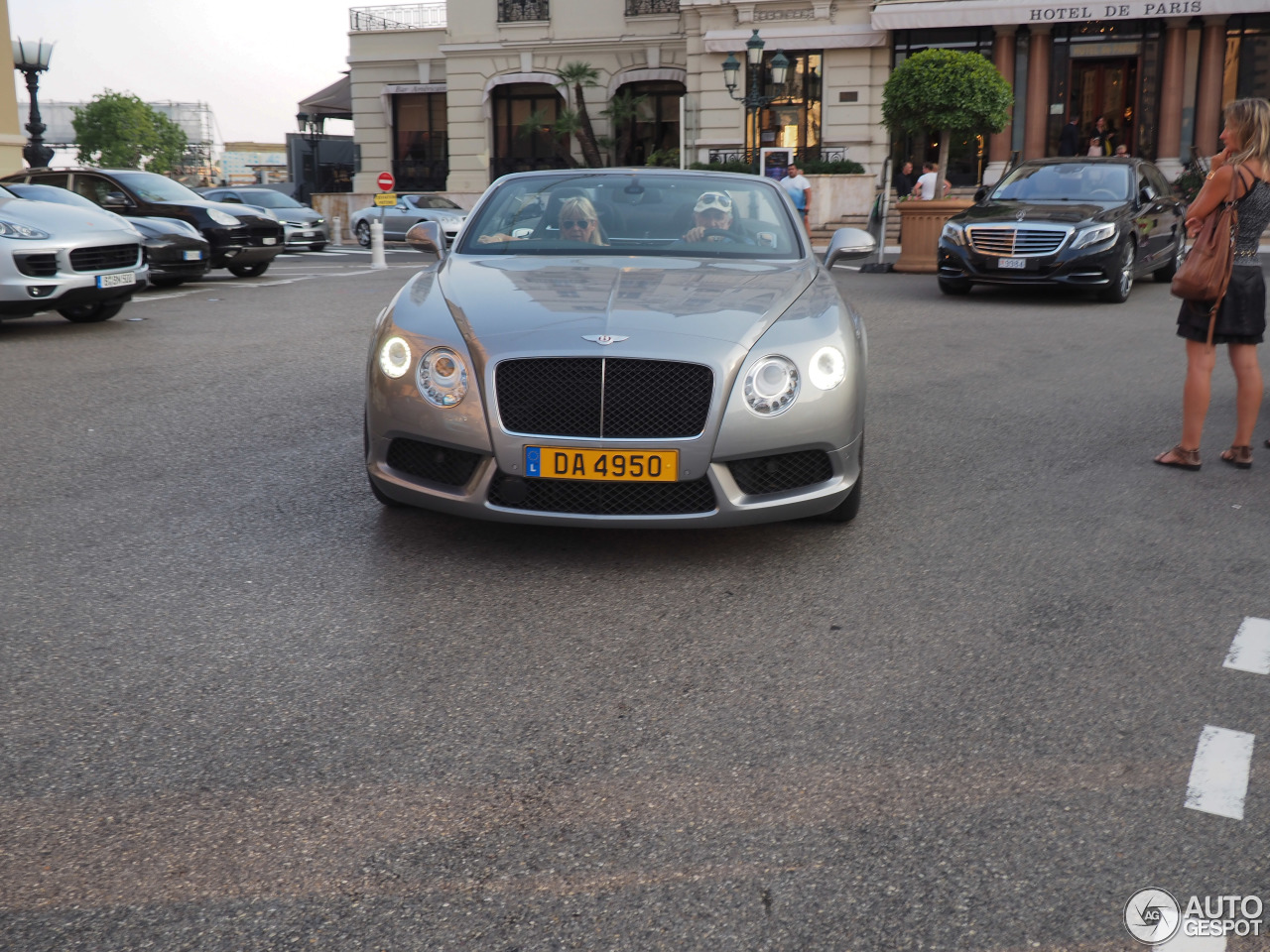 Bentley Continental GTC V8