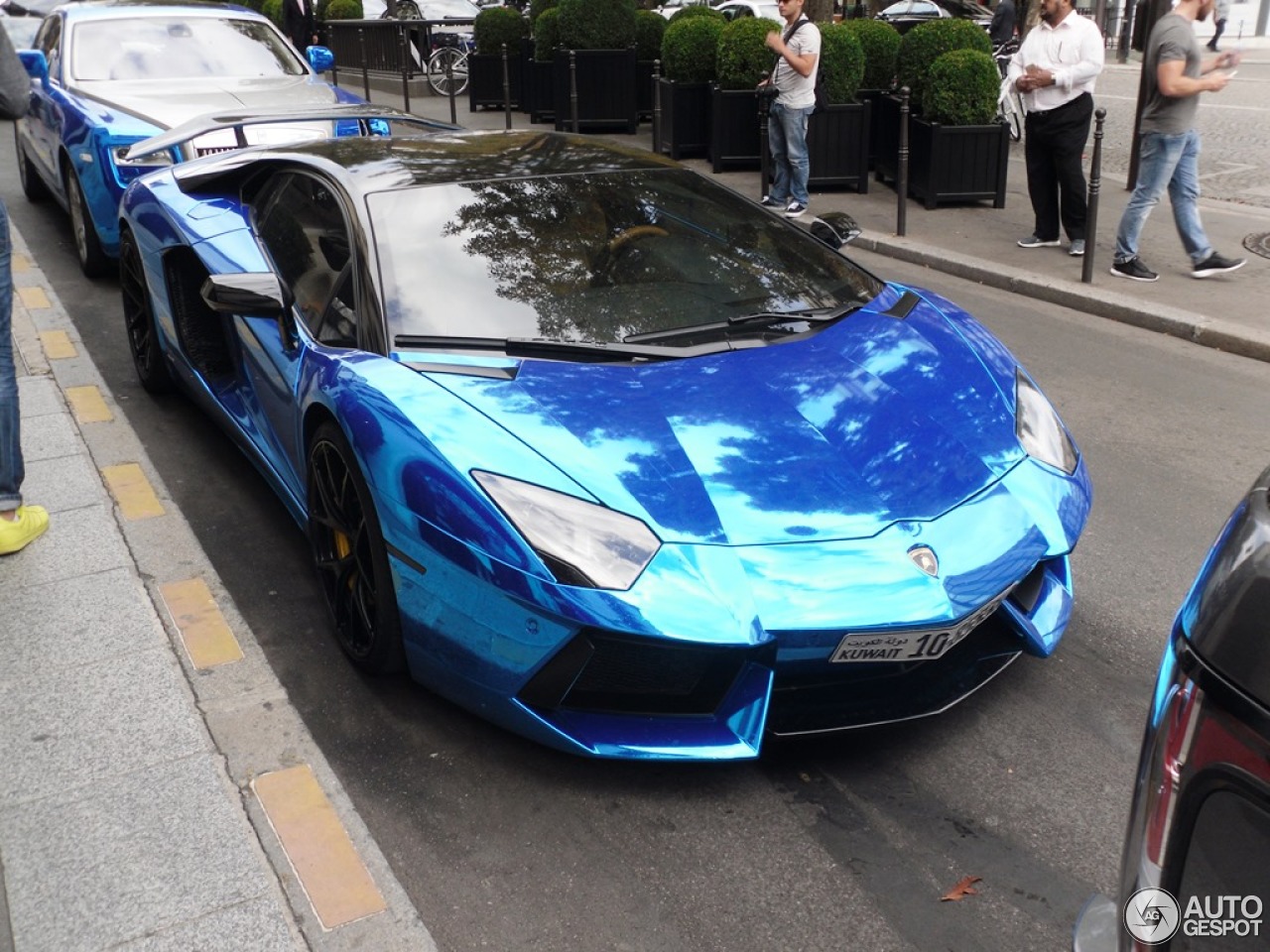 Lamborghini Aventador LP700-4