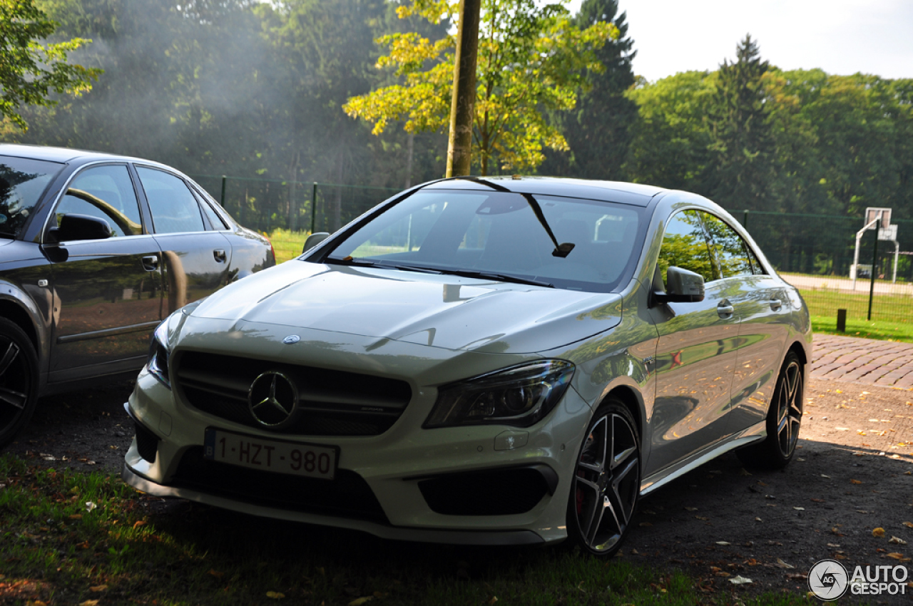 Mercedes-Benz CLA 45 AMG C117