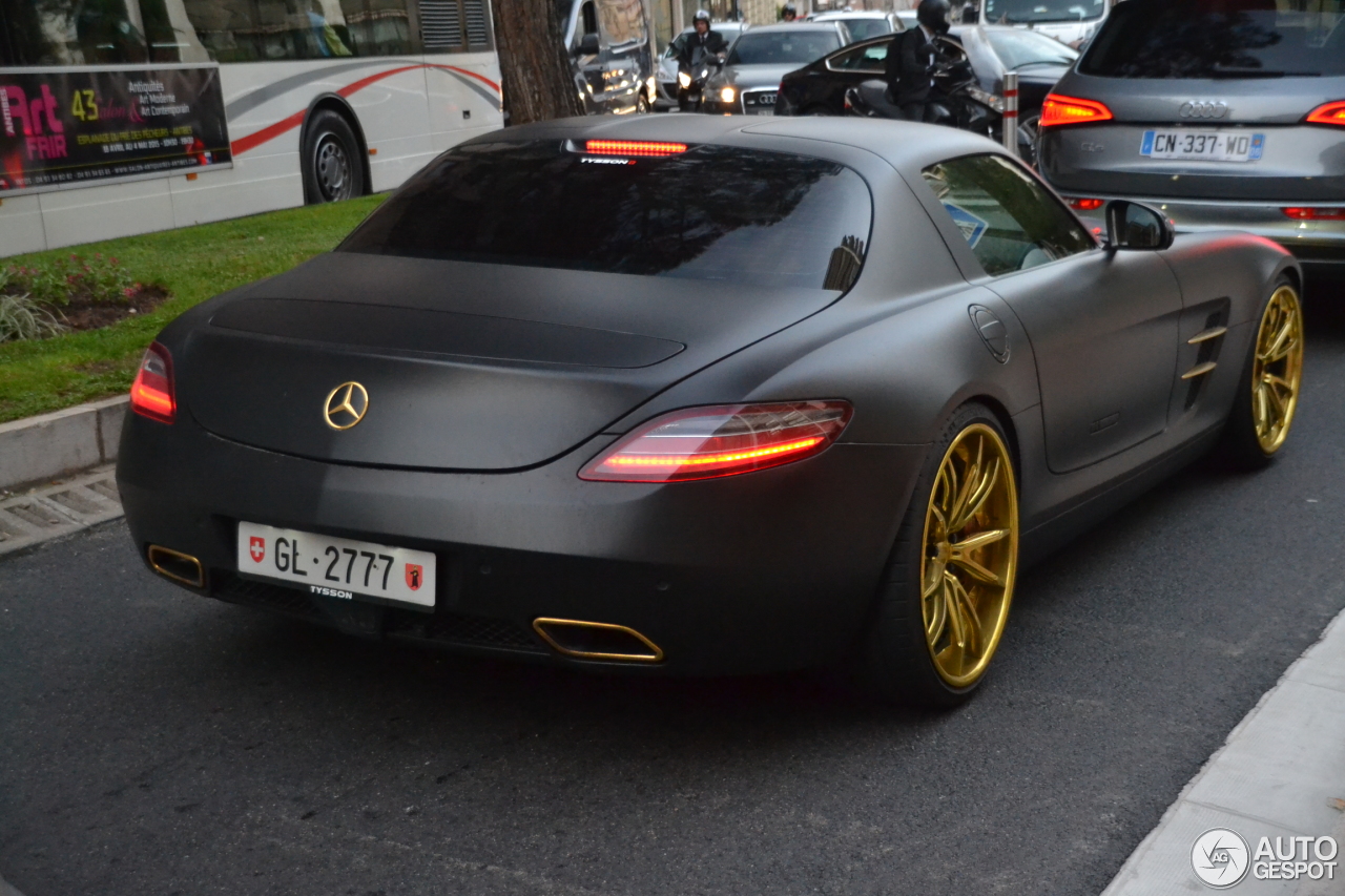 Mercedes-Benz SLS AMG