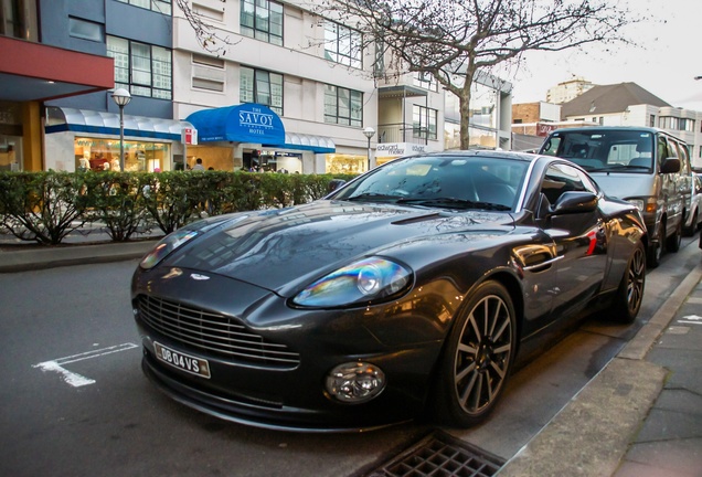 Aston Martin Vanquish S