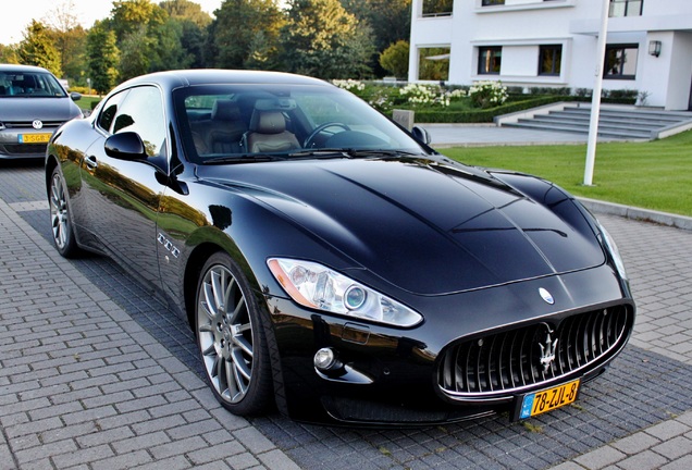 Maserati GranTurismo S Automatic