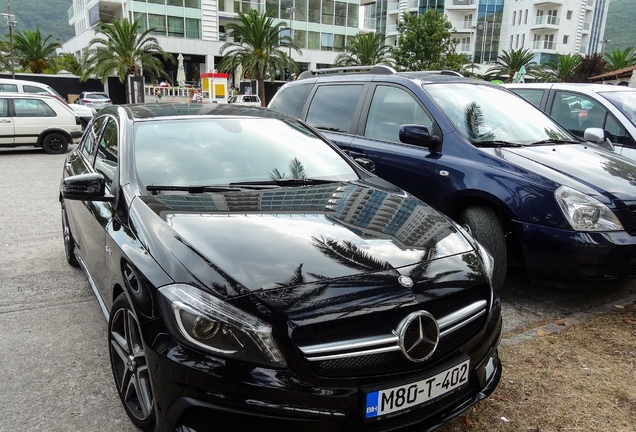 Mercedes-Benz A 45 AMG