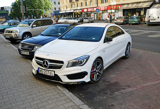 Mercedes-Benz CLA 45 AMG C117