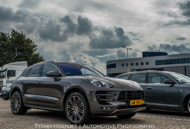 Porsche 95B Macan Turbo