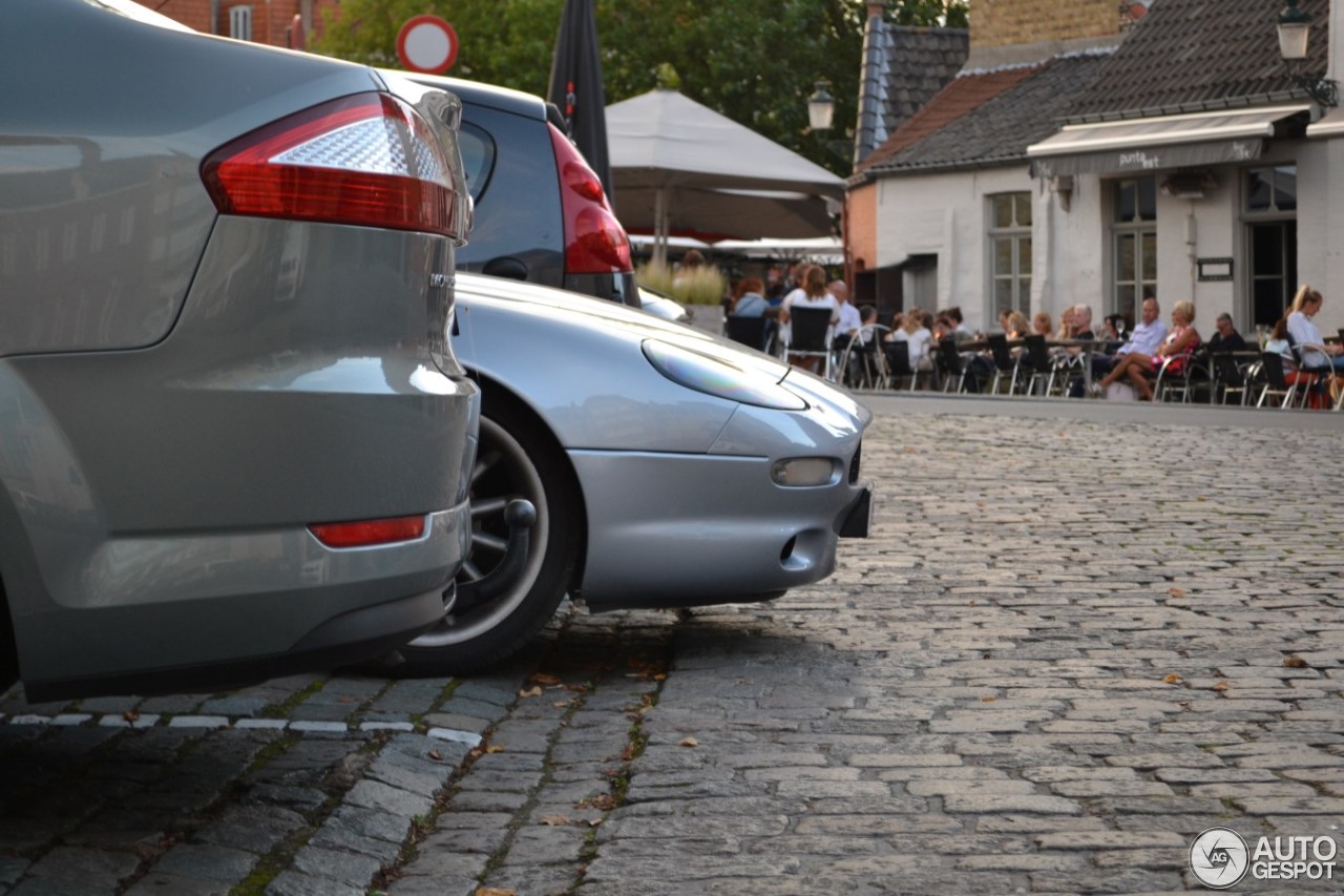 Aston Martin DB7 Volante