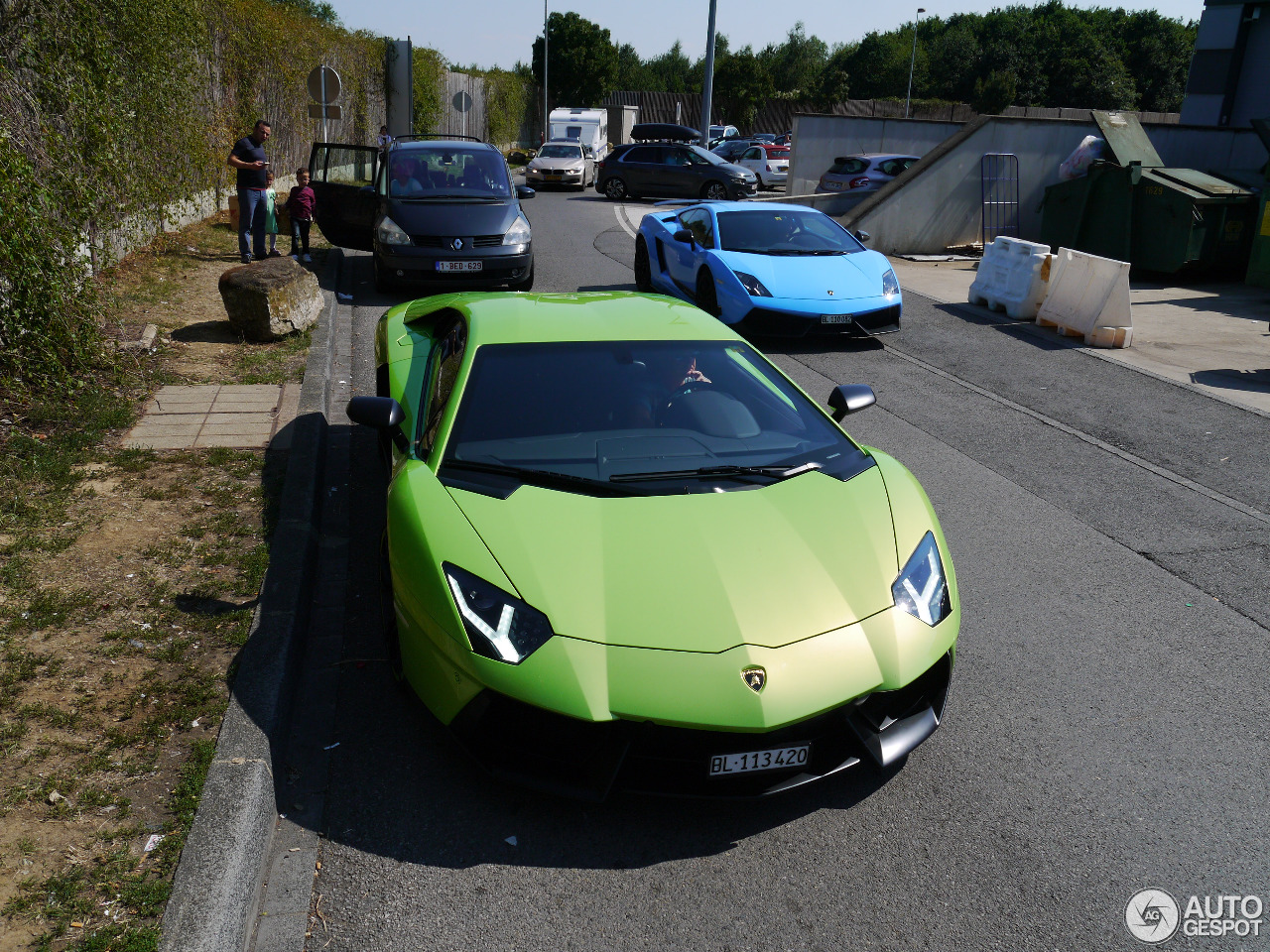 Lamborghini Aventador LP700-4