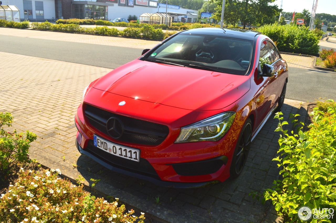 Mercedes-Benz CLA 45 AMG C117