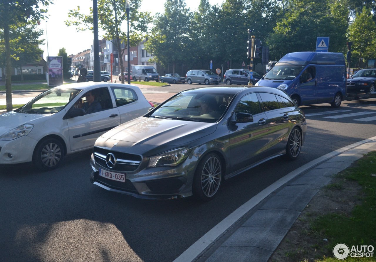 Mercedes-Benz CLA 45 AMG Shooting Brake