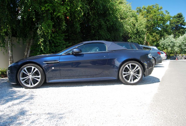 Aston Martin V12 Vantage S Roadster