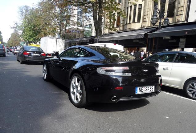 Aston Martin V8 Vantage