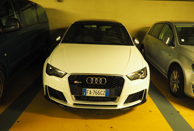 Audi RS3 Sportback 8V