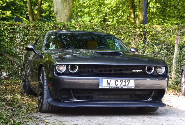 Dodge Challenger SRT Hellcat