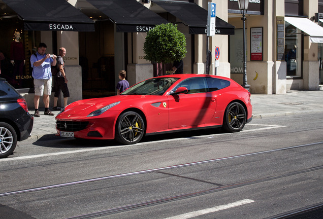 Ferrari FF