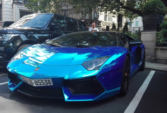 Lamborghini Aventador LP700-4